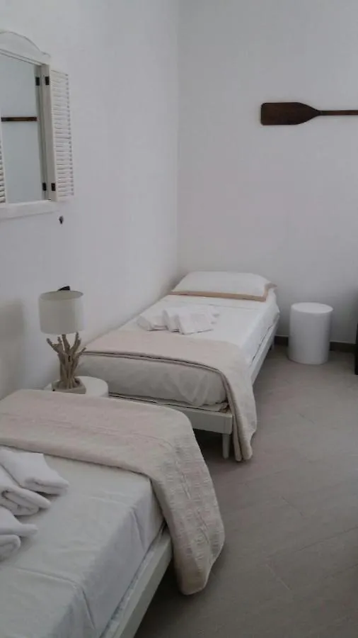 Alojamento de Acomodação e Pequeno-almoço La Casa Di Gio' Acomodação com café da manhã Lampedusa Itália